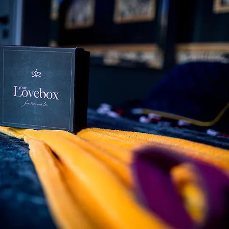 Апартаменты Loveroom Sauna, Balneo, Parking Prive Dans Le Centre De *