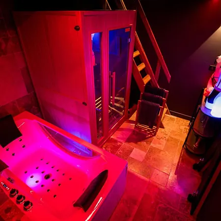 Apartamento Loveroom Sauna, Balnéo, Parking Privé Dans Le Centre De Honfleur