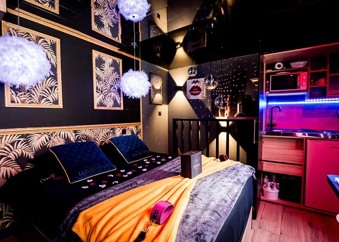 Loveroom Sauna, Balneo, Parking Prive Dans Le Centre De Апартаменты *