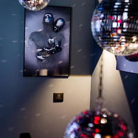 Apartment Loveroom Sauna, Balneo, Parking Prive Dans Le Centre De Honfleur