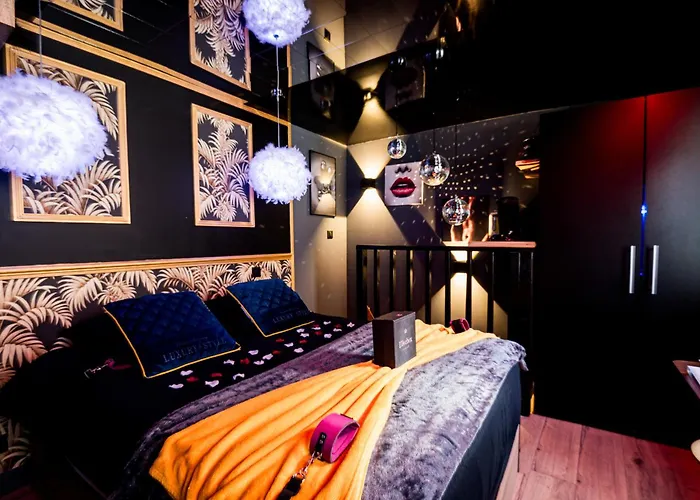 アパート Loveroom Sauna, Balneo, Parking Prive Dans Le Centre De *